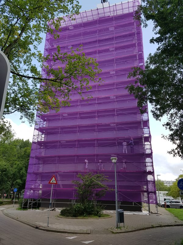 steiger met kapcontructie