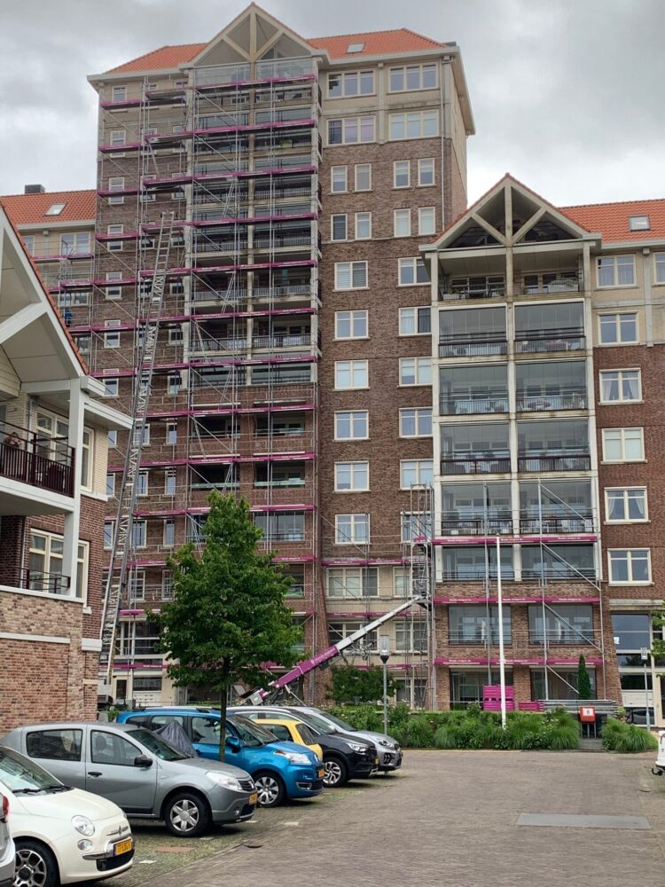 Renovatiesteiger Zoetermeer